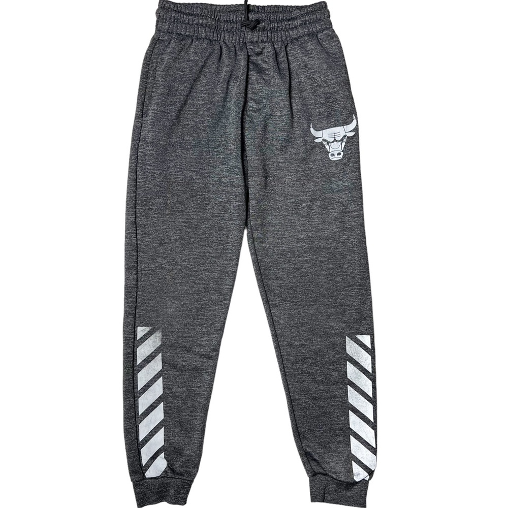 NBA Chicago Bulls Logo Jogger Sweatpants in Grey Youth Size L (14-16)